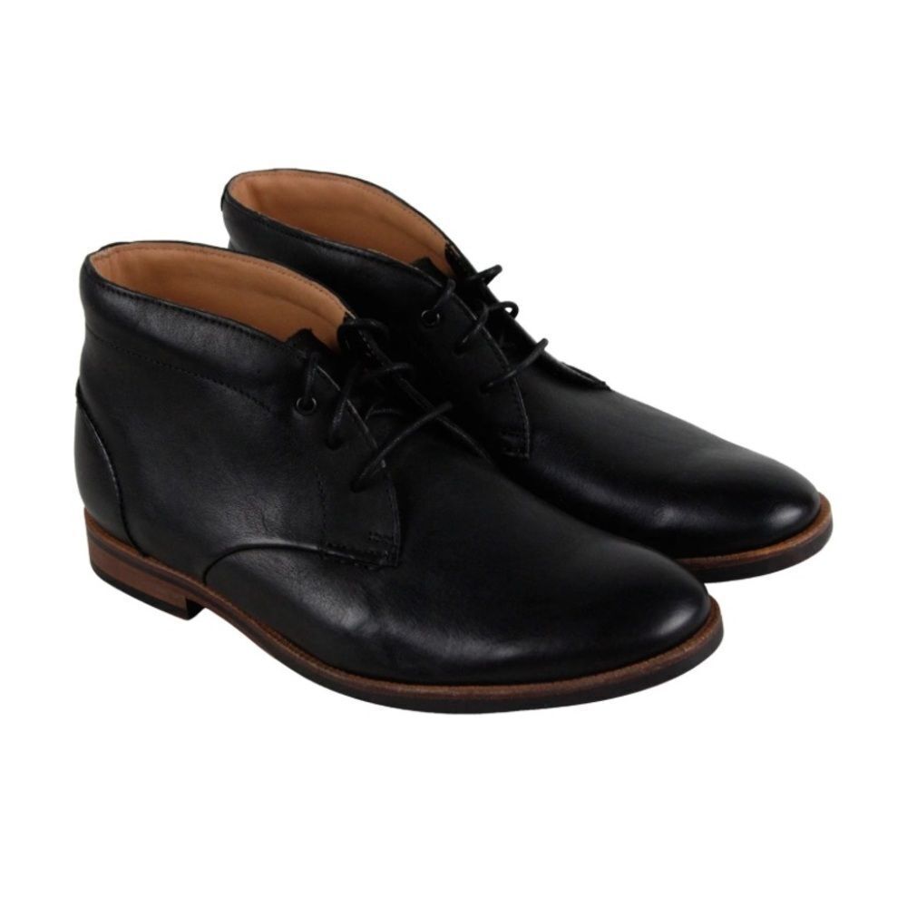 Clark’s Est 1825 Plus Cushion Men Dress Shoes Size 8.5M US